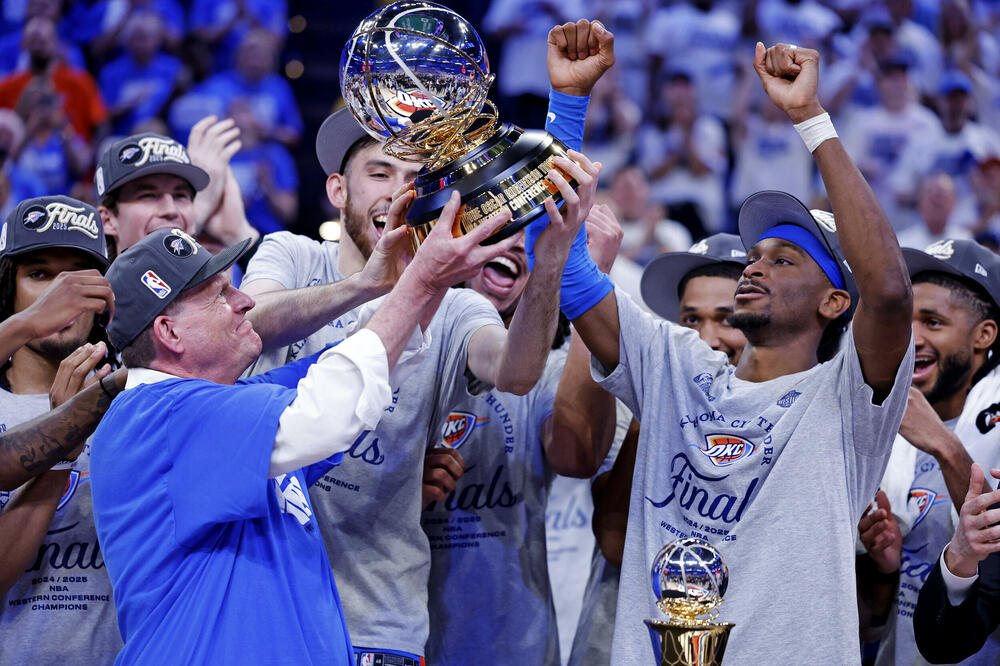 Pehar Zapada je tu, čeka se najvažniji, Foto: Reuters