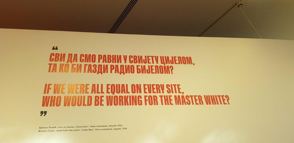 <p>Izložba "Veljko Vlahović, glas slobodne Jugoslavije" otvorena večeras u 18h u Muzeju Jugoslavije u Beogradu</p>