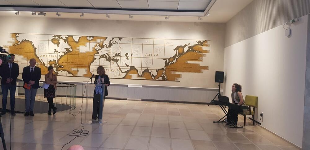 <p>Izložba "Veljko Vlahović, glas slobodne Jugoslavije" otvorena večeras u 18h u Muzeju Jugoslavije u Beogradu</p>