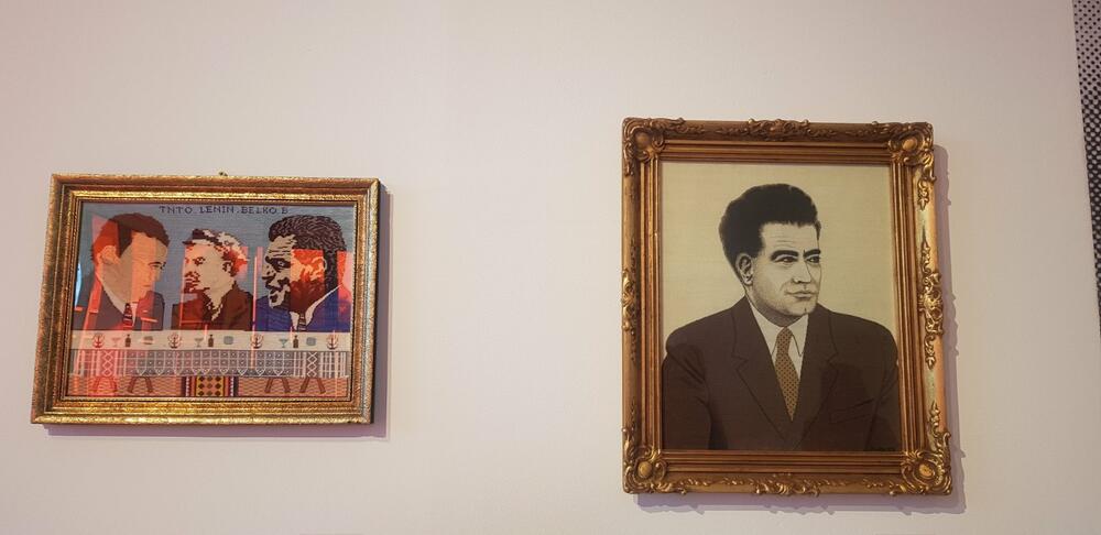 <p>Izložba "Veljko Vlahović, glas slobodne Jugoslavije" otvorena večeras u 18h u Muzeju Jugoslavije u Beogradu</p>