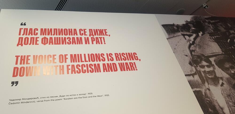 <p>Izložba "Veljko Vlahović, glas slobodne Jugoslavije" otvorena večeras u 18h u Muzeju Jugoslavije u Beogradu</p>