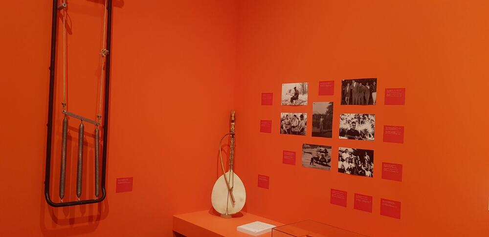 <p>Izložba "Veljko Vlahović, glas slobodne Jugoslavije" otvorena večeras u 18h u Muzeju Jugoslavije u Beogradu</p>