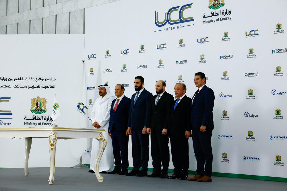 Sa potpisivanja, Foto: REUTERS