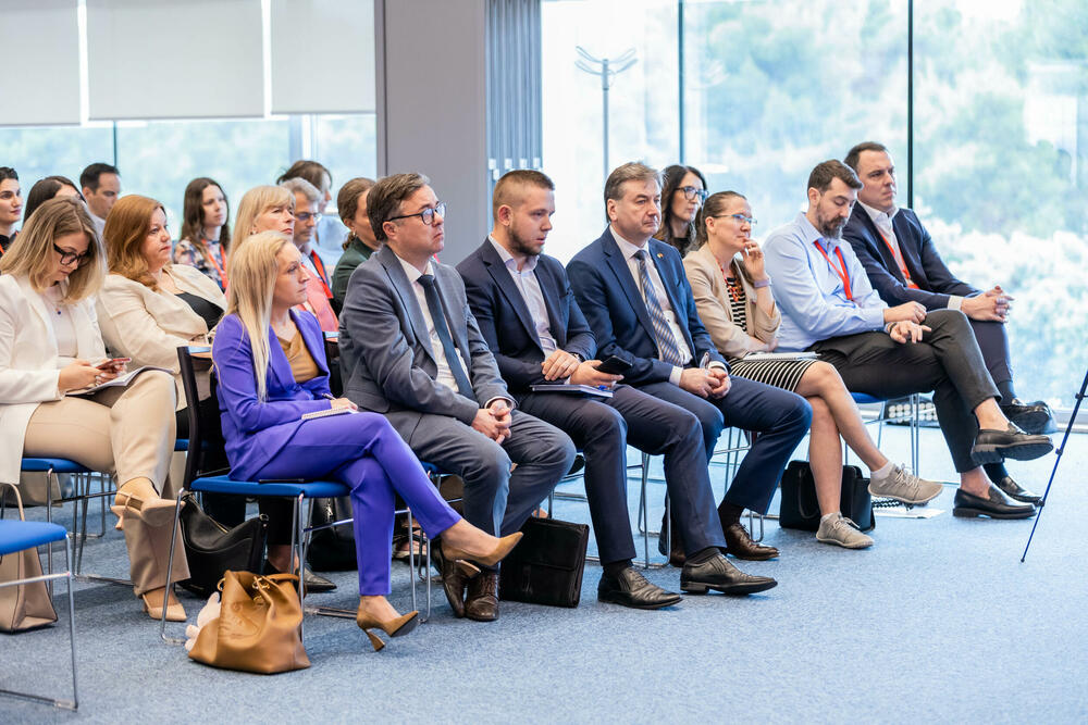 <p>Održana konferencija "Demokratska otpornost u izazovnim vremenima: Uvidi iz političkih nauka i šire", koju je organizovalo Crnogorsko udruženje za političke nauke (MoPSA)</p>