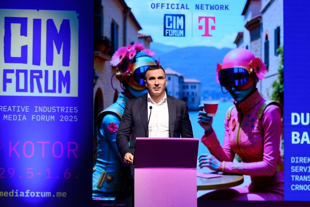 <p>Pod zvjezdanim nebom i ispred drevnih zidina Katedrale Svetog Tripuna, sinoć je svečano otvoreno četvrto izdanje CIM Foruma, regionalne platforme koja iz godine u godinu okuplja najistaknutije stručnjake iz oblasti komunikacija, medija, umjetnosti, tehnologije i kreativnih industrija.</p>