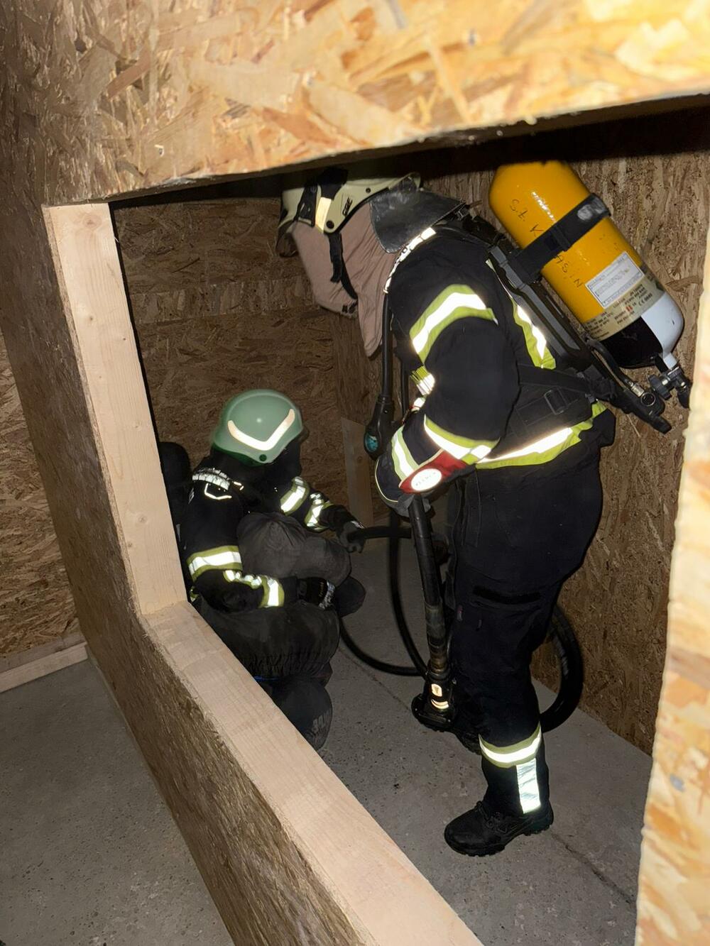 <p>Obuku će, kako je saopšteno, sprovesti 12 profesionalnih instruktora iz Engleske i dva iz Sjeverne Makedonije koji vrše obuke širom svijeta, a među kojima je i svjetski prvak u takmičenju instruktora iz oblasti saobraćajnih udesa</p>