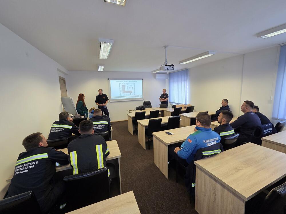 <p>Obuku će, kako je saopšteno, sprovesti 12 profesionalnih instruktora iz Engleske i dva iz Sjeverne Makedonije koji vrše obuke širom svijeta, a među kojima je i svjetski prvak u takmičenju instruktora iz oblasti saobraćajnih udesa</p>