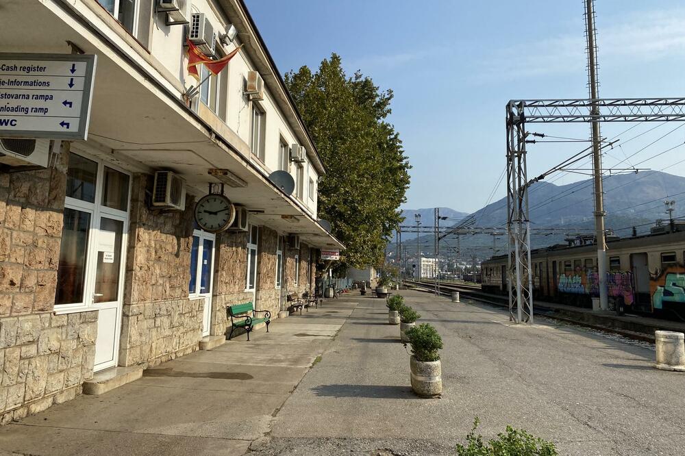 Željeznička stanica u Baru (arhiva), Foto: Marija Pešić