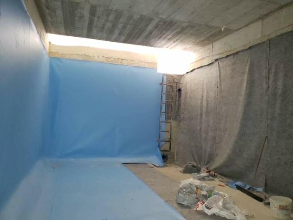 <p>"Građani Podgorice zaslužuju da znaju istinu i da više nikada ne budu taoci nestručnosti, bahatosti i zloupotrebe javnih sredstava", kažu Demokrate</p>