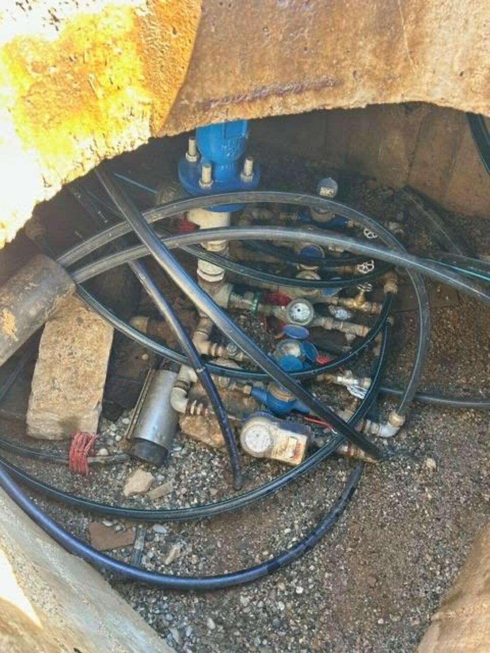 <p>"Građani Podgorice zaslužuju da znaju istinu i da više nikada ne budu taoci nestručnosti, bahatosti i zloupotrebe javnih sredstava", kažu Demokrate</p>