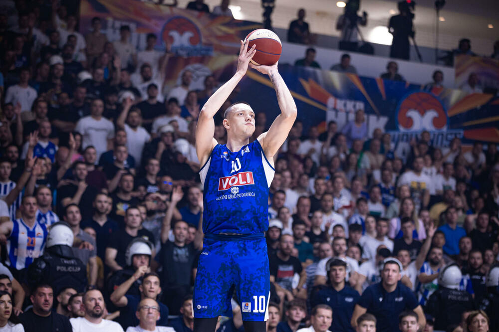 Nikola Tanasković, Foto: KK Budućnost Voli/Filip Roganović