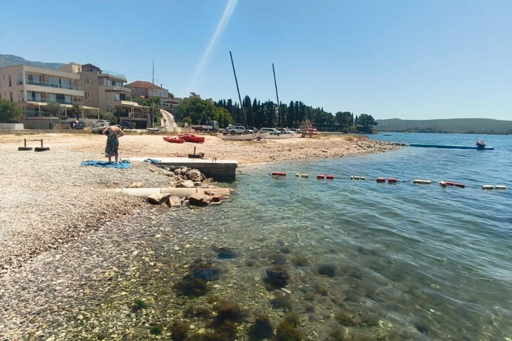 Dio plaže Belane koji je izdat "Civil Engineeru", Foto: Siniša Luković