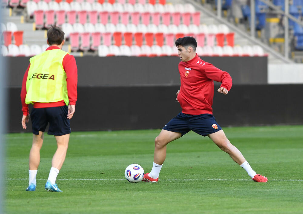 <p>Crna Gora sjutra protiv Češke (20.45) igra važan kvalifikacioni duel</p>