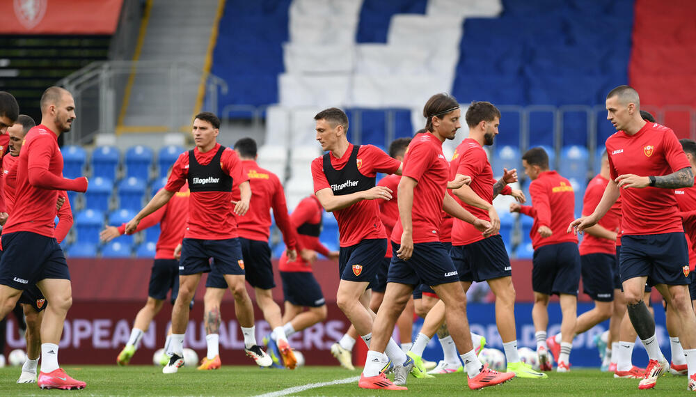 <p>Crna Gora sjutra protiv Češke (20.45) igra važan kvalifikacioni duel</p>