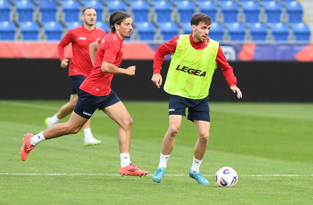 <p>Crna Gora sjutra protiv Češke (20.45) igra važan kvalifikacioni duel</p>