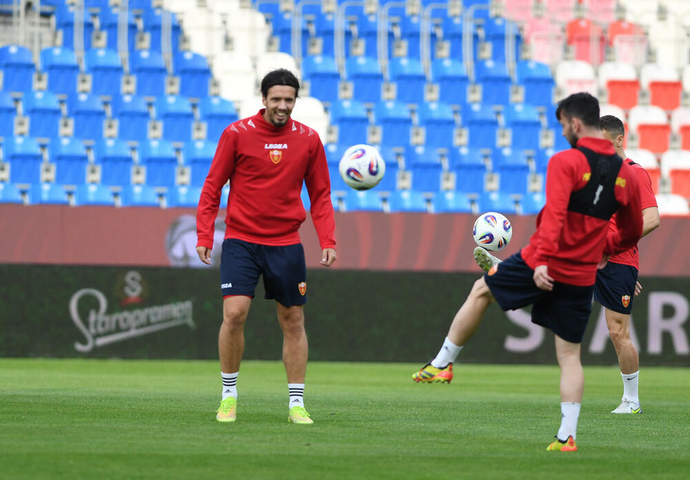 <p>Crna Gora sjutra protiv Češke (20.45) igra važan kvalifikacioni duel</p>