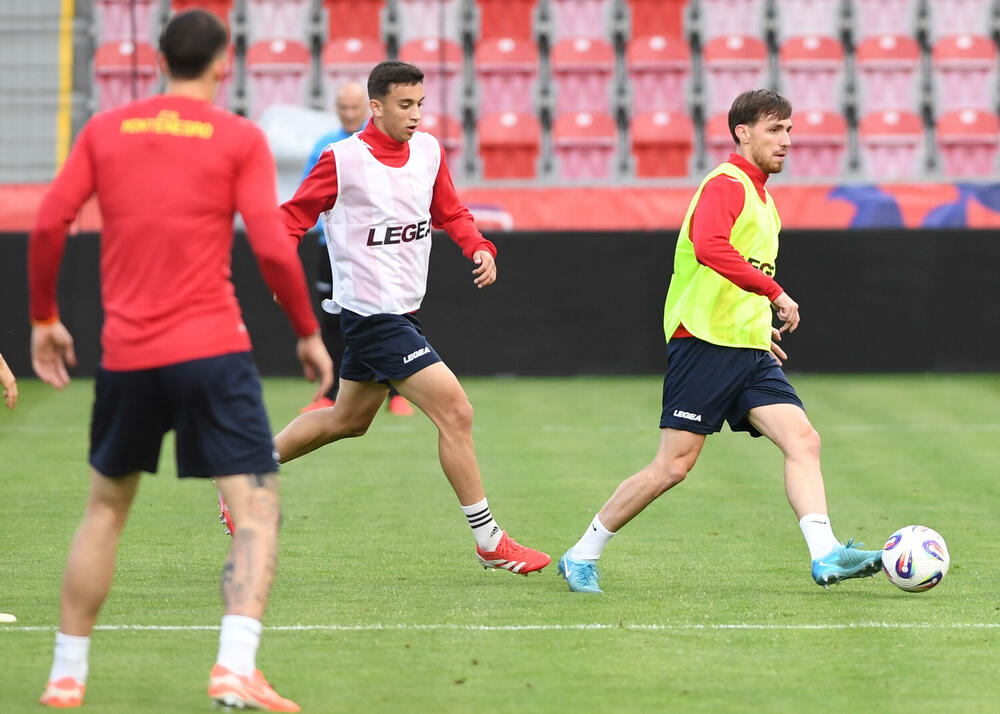 <p>Crna Gora sjutra protiv Češke (20.45) igra važan kvalifikacioni duel</p>