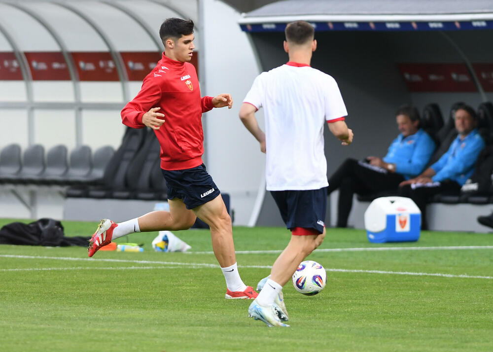 <p>Crna Gora sjutra protiv Češke (20.45) igra važan kvalifikacioni duel</p>