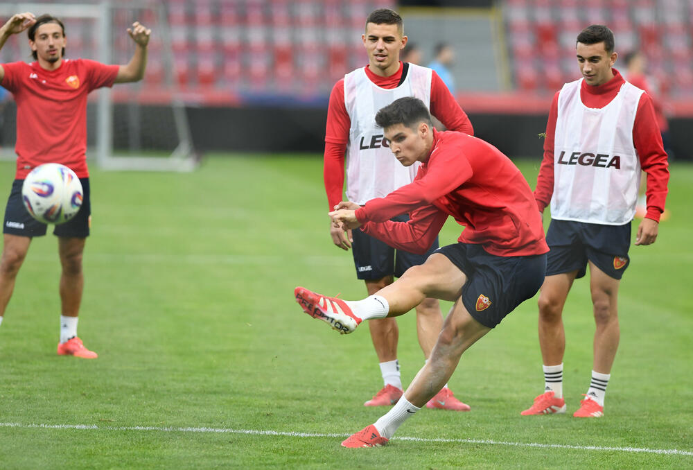 <p>Crna Gora sjutra protiv Češke (20.45) igra važan kvalifikacioni duel</p>