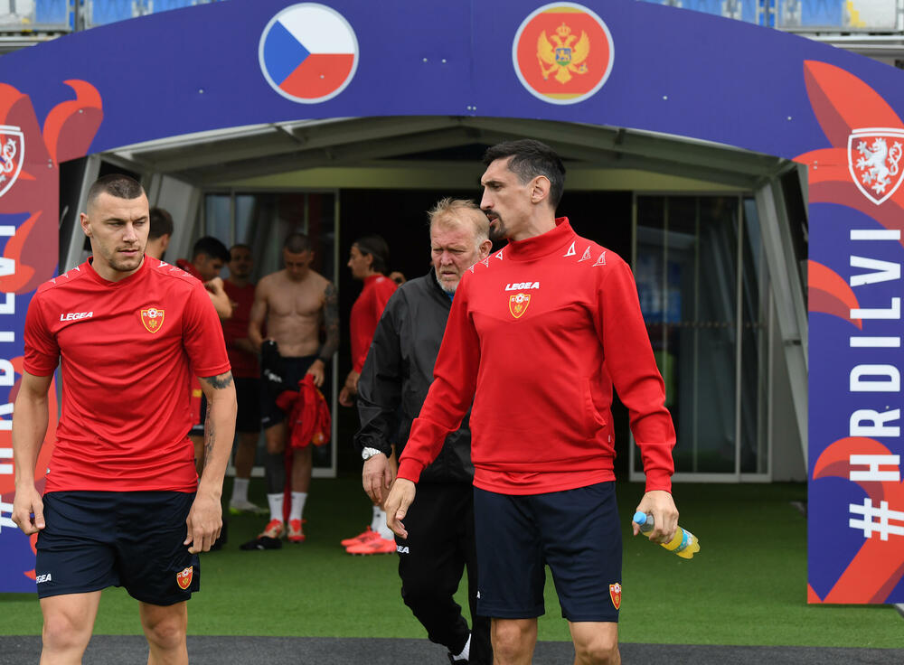 <p>Crna Gora sjutra protiv Češke (20.45) igra važan kvalifikacioni duel</p>