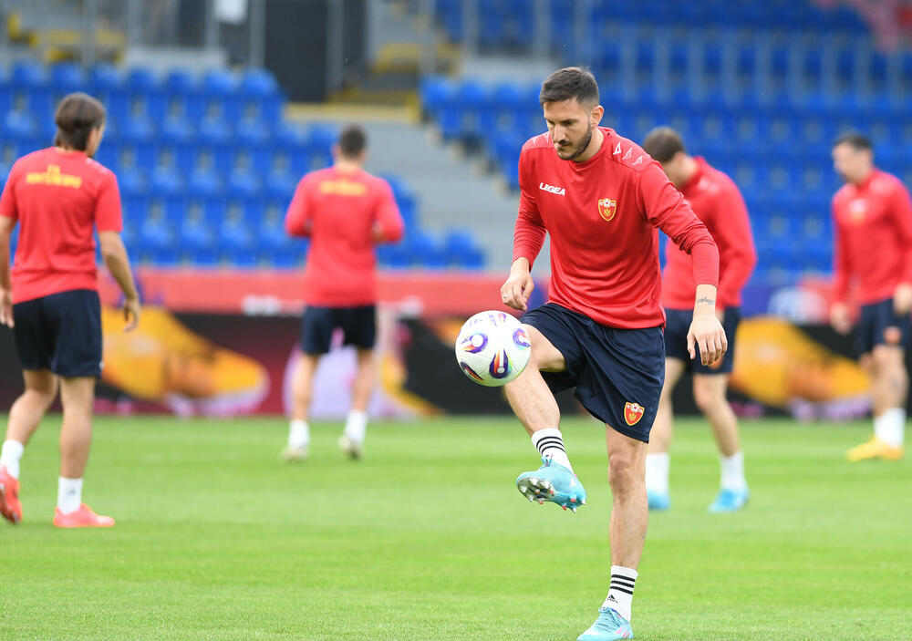 <p>Crna Gora sjutra protiv Češke (20.45) igra važan kvalifikacioni duel</p>