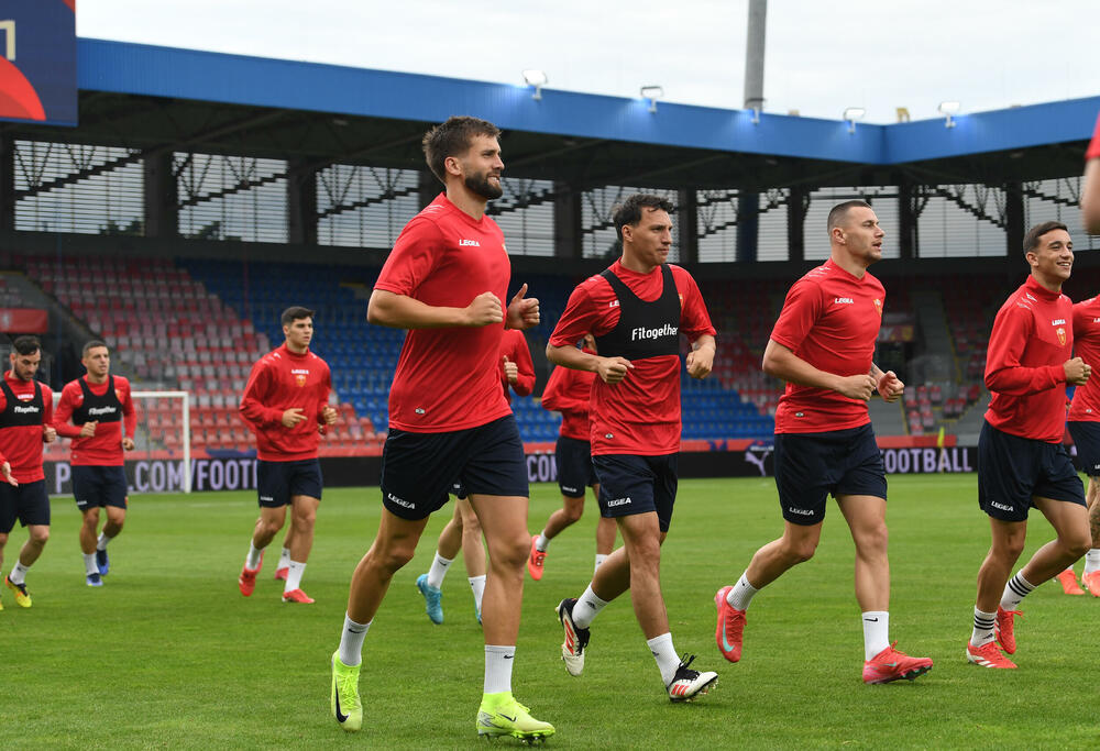 <p>Crna Gora sjutra protiv Češke (20.45) igra važan kvalifikacioni duel</p>