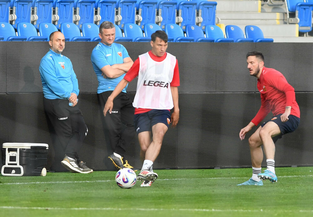 <p>Crna Gora sjutra protiv Češke (20.45) igra važan kvalifikacioni duel</p>