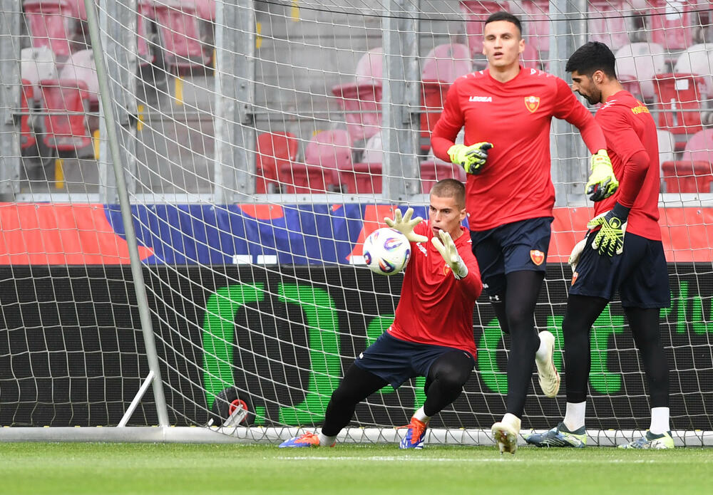 <p>Crna Gora sjutra protiv Češke (20.45) igra važan kvalifikacioni duel</p>