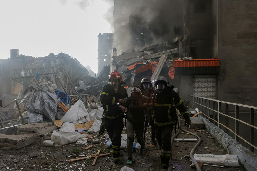 <p>Harkov, jedan od najvećih gradova u Ukrajini, nalazi se samo nekoliko desetina kilometara od ruske granice i bio je pod stalnim ruskim granatiranjem tokom više od tri godine rata</p>