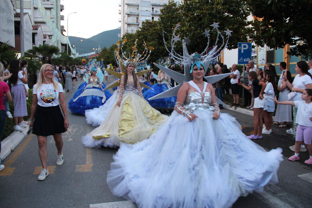 <p>Održan veliki međunarodni karneval</p>