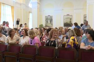 Stotinjak bivših učenika podgoričke Gimnazije "Slobodan Škerović"...