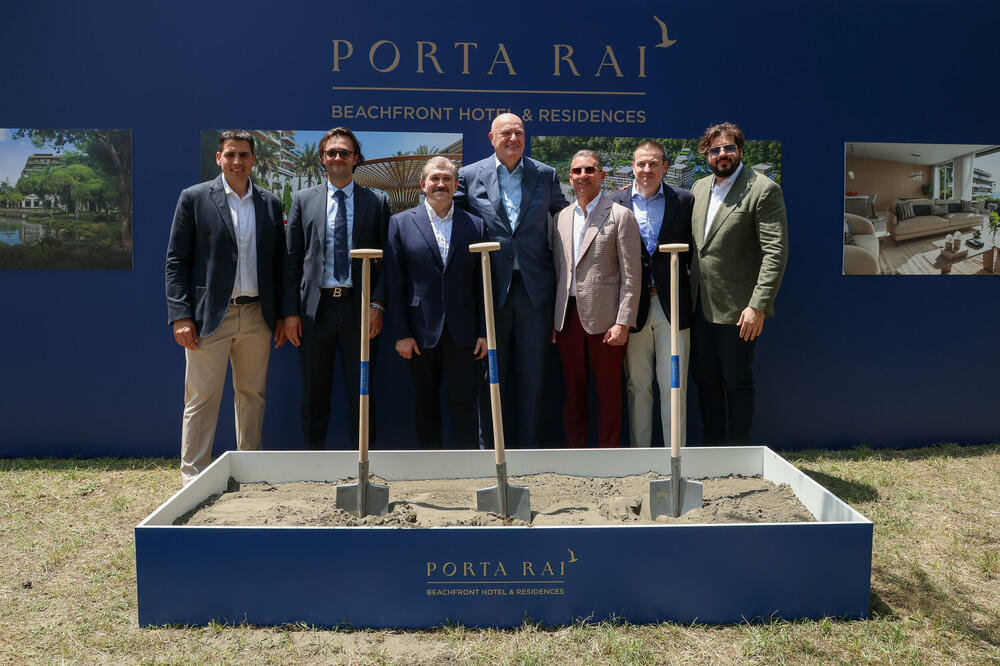 <p>Kamen temeljac položili su suvlasnik hotelske grupacije Karisma Hotels & Resorts, Ljubiša Krstajić, osnivač kompanije Dobrov & Family Group Andrej Dobrov i partner u Karisma Hotels & Resorts Rafael Feliz</p>