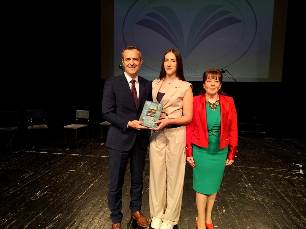 Uručenje diplome Luča