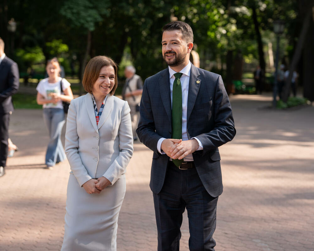 Jakov Milatović, Maja Sandu
