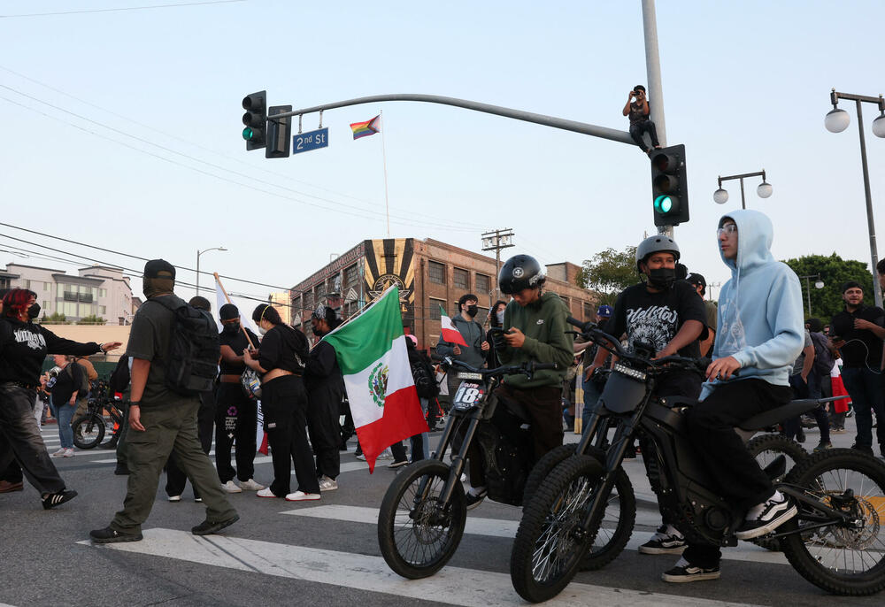 <p>Policija je u utorak uhapsila još 197 ljudi - više nego dvostruko više od ukupnog broja hapšenja do sada</p>