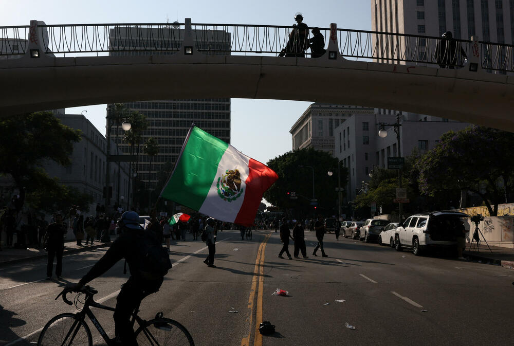 <p>Policija je u utorak uhapsila još 197 ljudi - više nego dvostruko više od ukupnog broja hapšenja do sada</p>