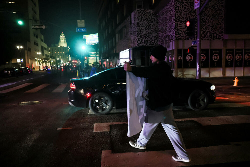 <p>Policija je u utorak uhapsila još 197 ljudi - više nego dvostruko više od ukupnog broja hapšenja do sada</p>