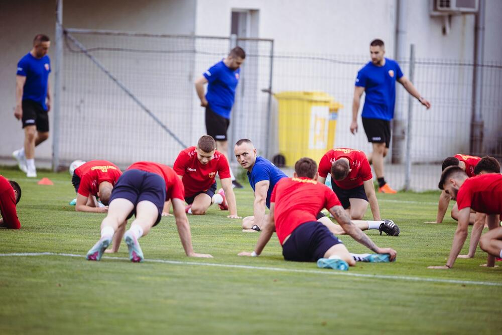 <p>Omladinska fudbalska reprezentacija Crne Gore će od petka učestvovati na Evropskom prvenstvu</p>