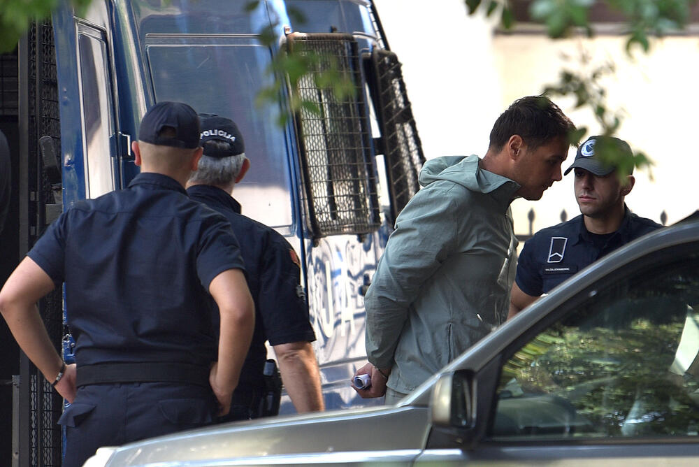 <p>SDT ih tereti da su oštetili državu za najmanje 18 miliona eura</p>