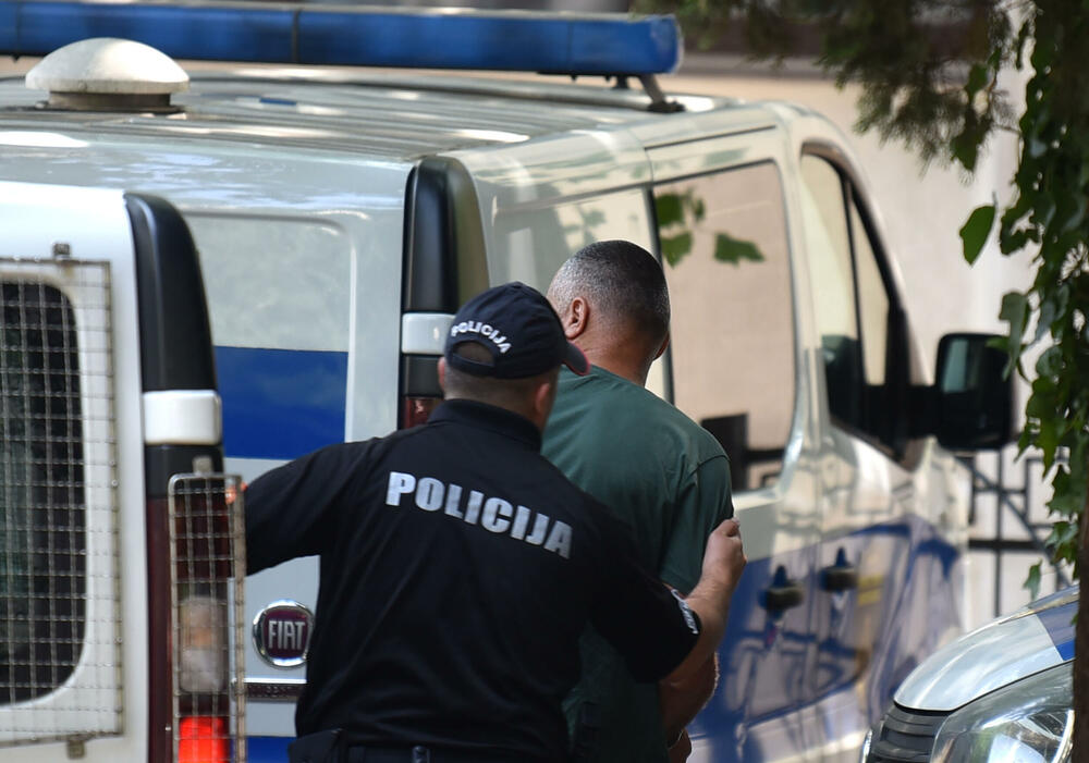 <p>SDT ih tereti da su oštetili državu za najmanje 18 miliona eura</p>