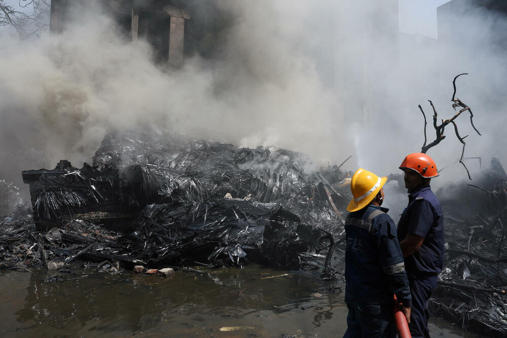 <p>Avio-kompanija je saopštila da je na letu bilo 230 putnika i 12 članova posade</p>