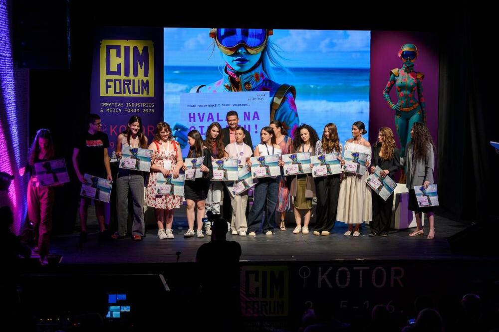 <p><em>Ceremonija je još jednom potvrdila poziciju CIM Foruma kao relevantne platforme koja okuplja najbolje iz svijeta CommunicAsia, a istovremeno pruža prostor za razmjenu znanja, inspiraciju i razvoj nove generacije profesionalaca.</em></p>