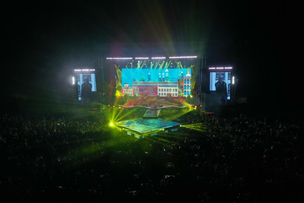 <p>Kompanija Voli je obilježila je trideset godina postojanja investicijom od dva miliona eura u svoje zaposlene: milion eura za jubilarne nagrade i još milion za privatno zdravstveno osiguranje.</p>