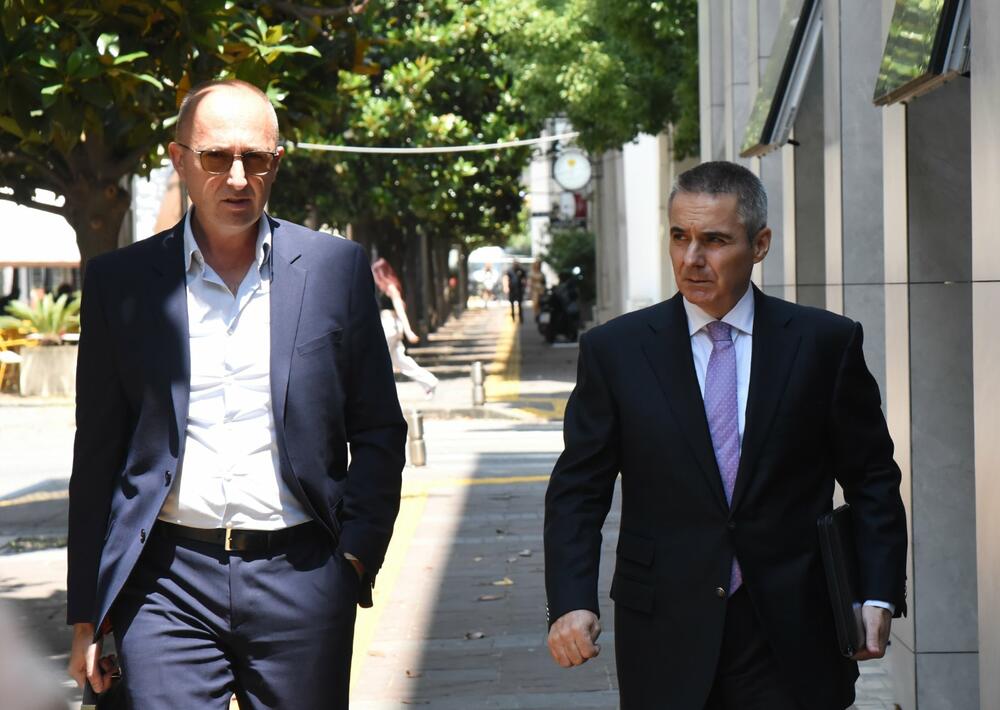 Veselin Veljović sa advokatom Advokat Mihailom Volkovom