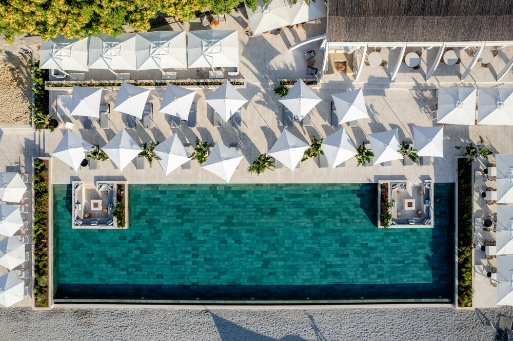 <p><em>Lazure Hotel & Marina, luksuzni kompleks sa 5* smješten u nekadašnjem<br /> venecijanskom Lazaretu iz 18. vijeka u Meljinama.</em></p>