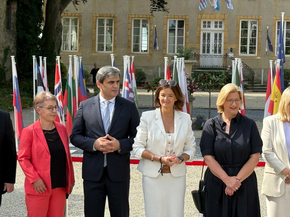 <p>Ibrahimović je istakao da Crna Gora, kao predvodnica evropskih integracija u regionu, ostaje snažno posvećena evropskim vrijednostima, sa jasnim ciljem članstva u Evropsko uniji (EU) do 2028. godine</p>