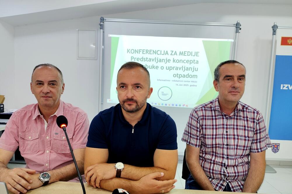 Perović, Gazdić i Jovanović na konferenciji, Foto: Svetlana Mandić