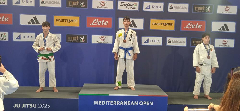 <p>Naša reprezentacija je osvojila čak 10 zlatnih medalja,</p>