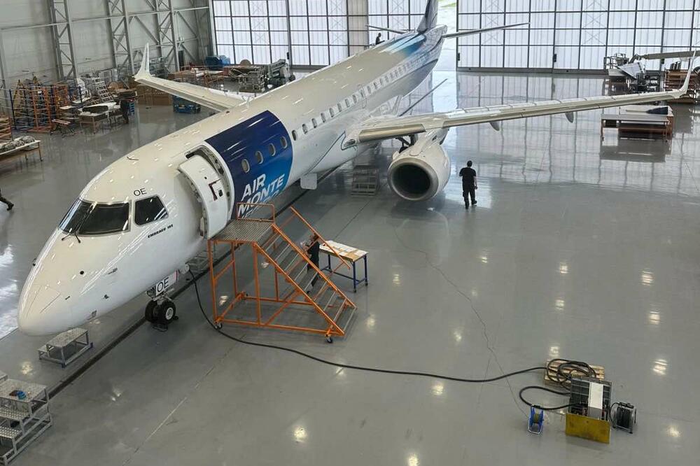 Iznajmljeni avion Air Montenegra koji u petak dolazi u Podgoricu, Foto: Air Montenegro