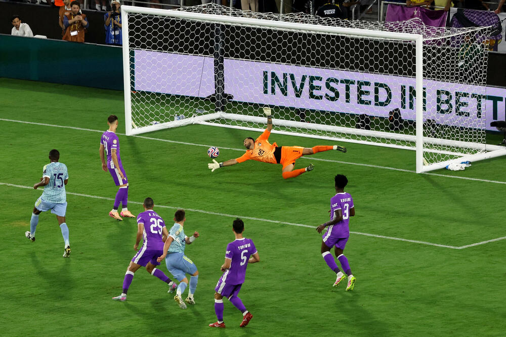 Konseisao postavlja konačan rezultat, Foto: Reuters